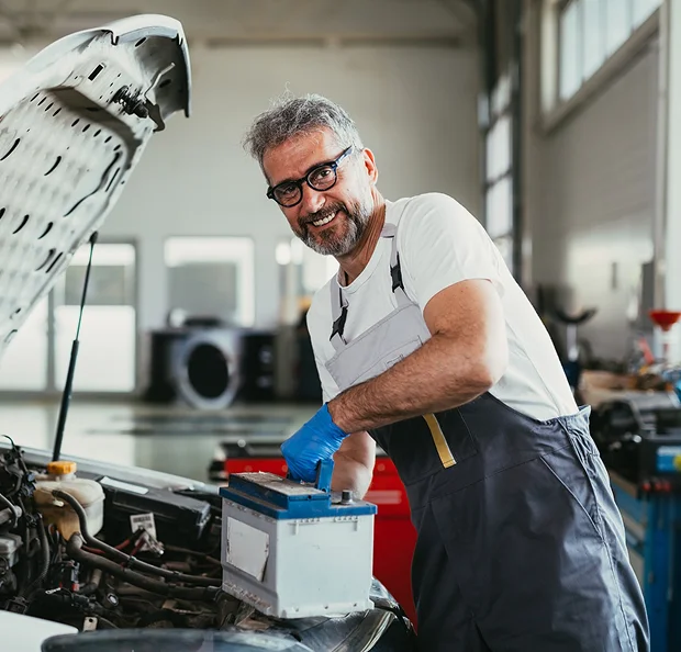 batterie automobile à Vestric-et-Candiac près de Nîmes dans le Gard 30